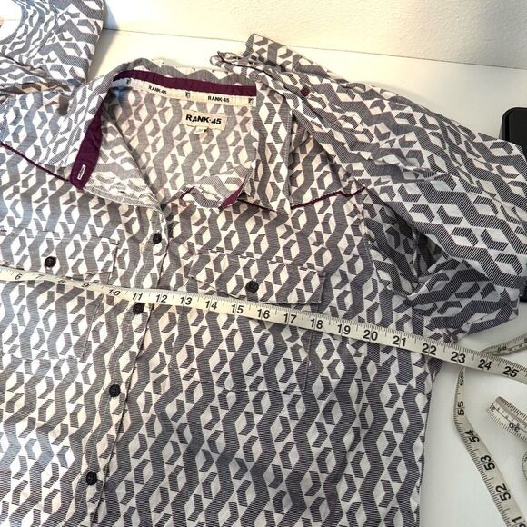 Rank 45 Cowboy Western Patterned Button Down Size XL - Picture 9 of 9